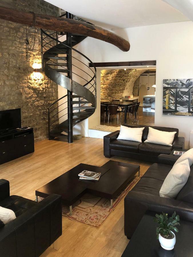 Villa Authentique Et Architecturale - Centre Ville Forcalquier Eksteriør bilde